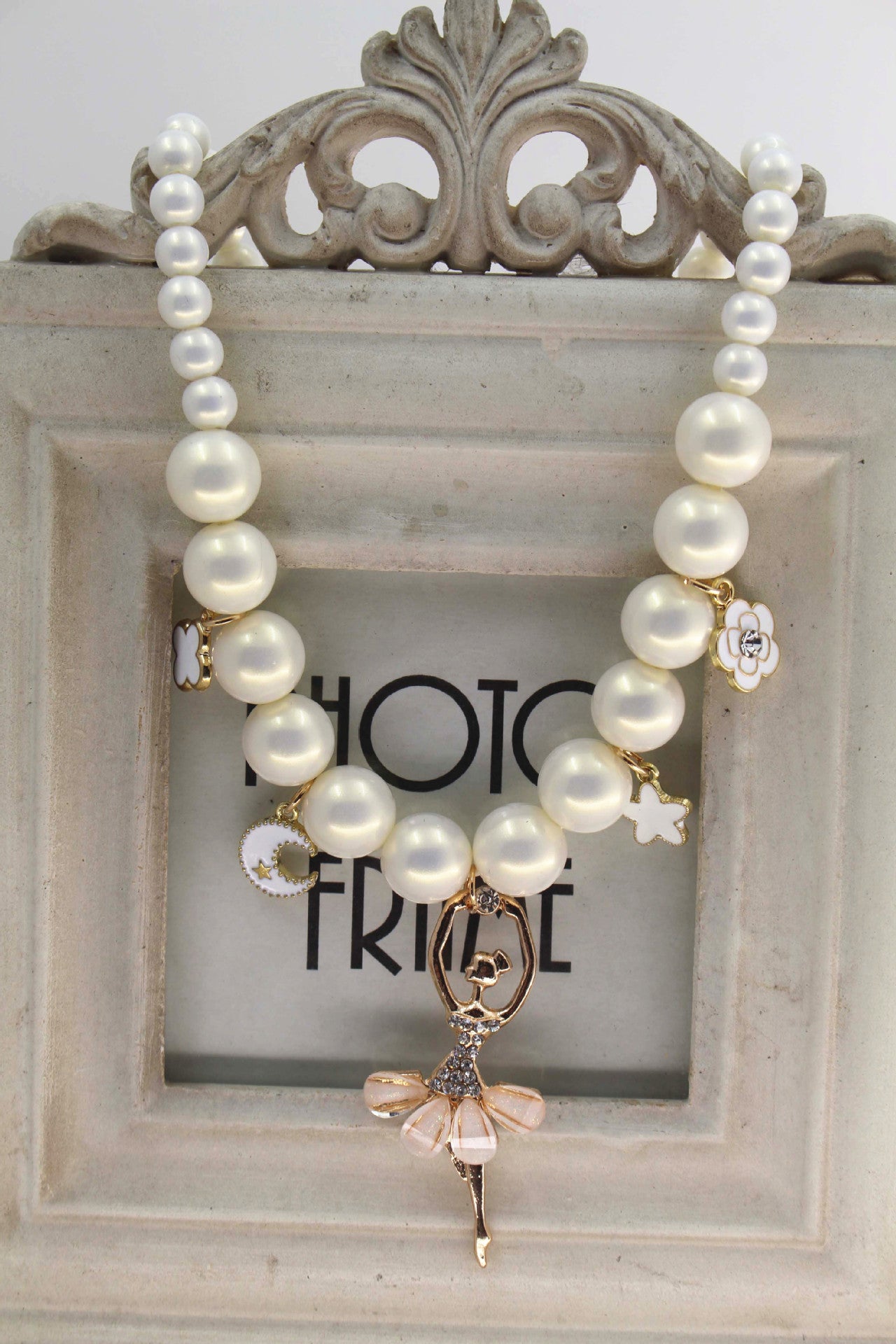 Four Flaire Korean Jewelry Neckless – Elegant Pearl Necklace for Girls